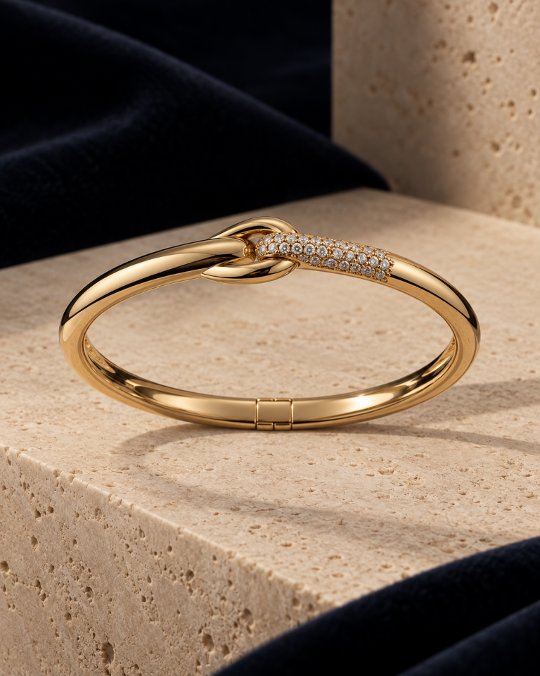 NUA Bond Interlock Bracelet