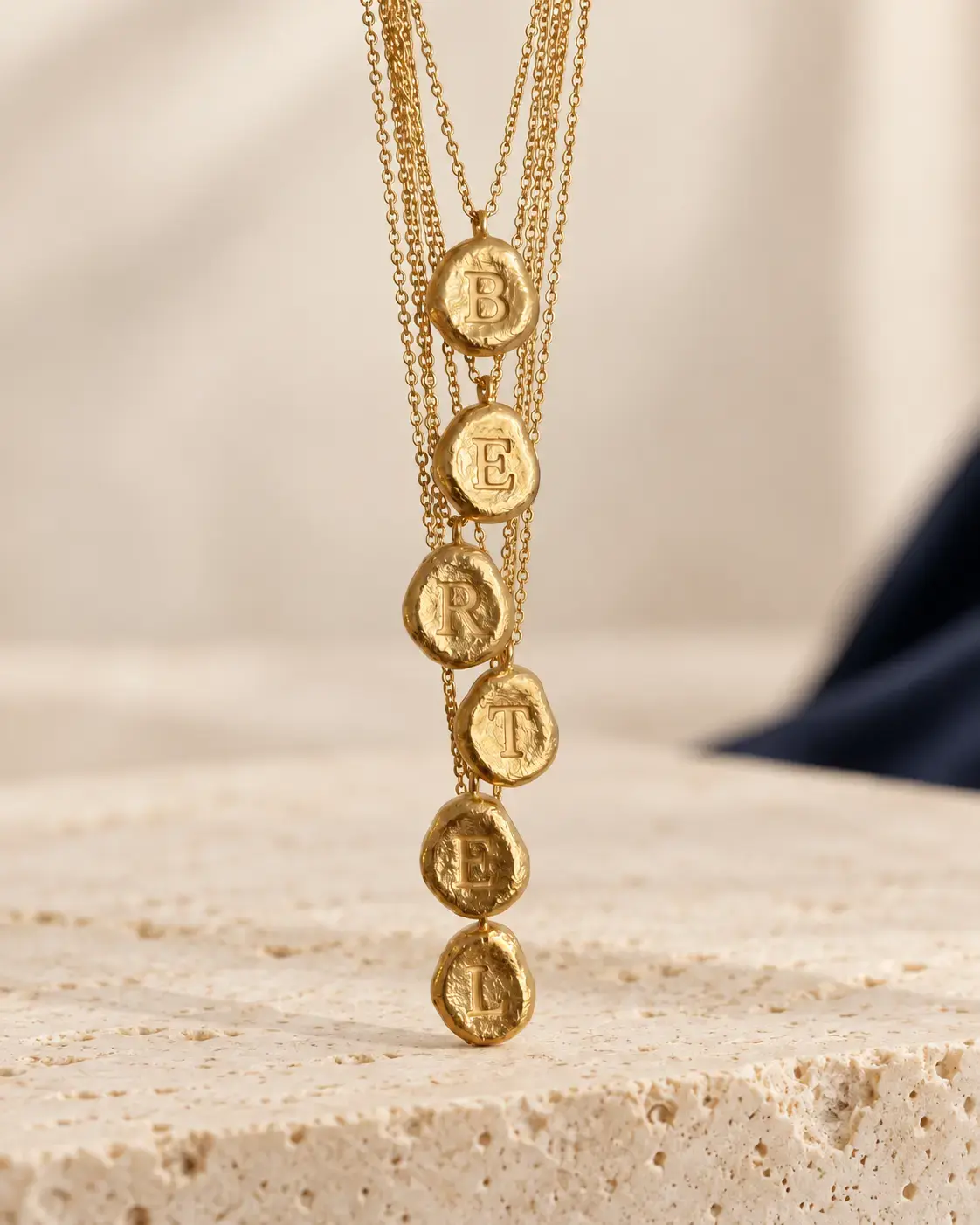 NUA Pebble Initial Dokulu Harf Kolye
